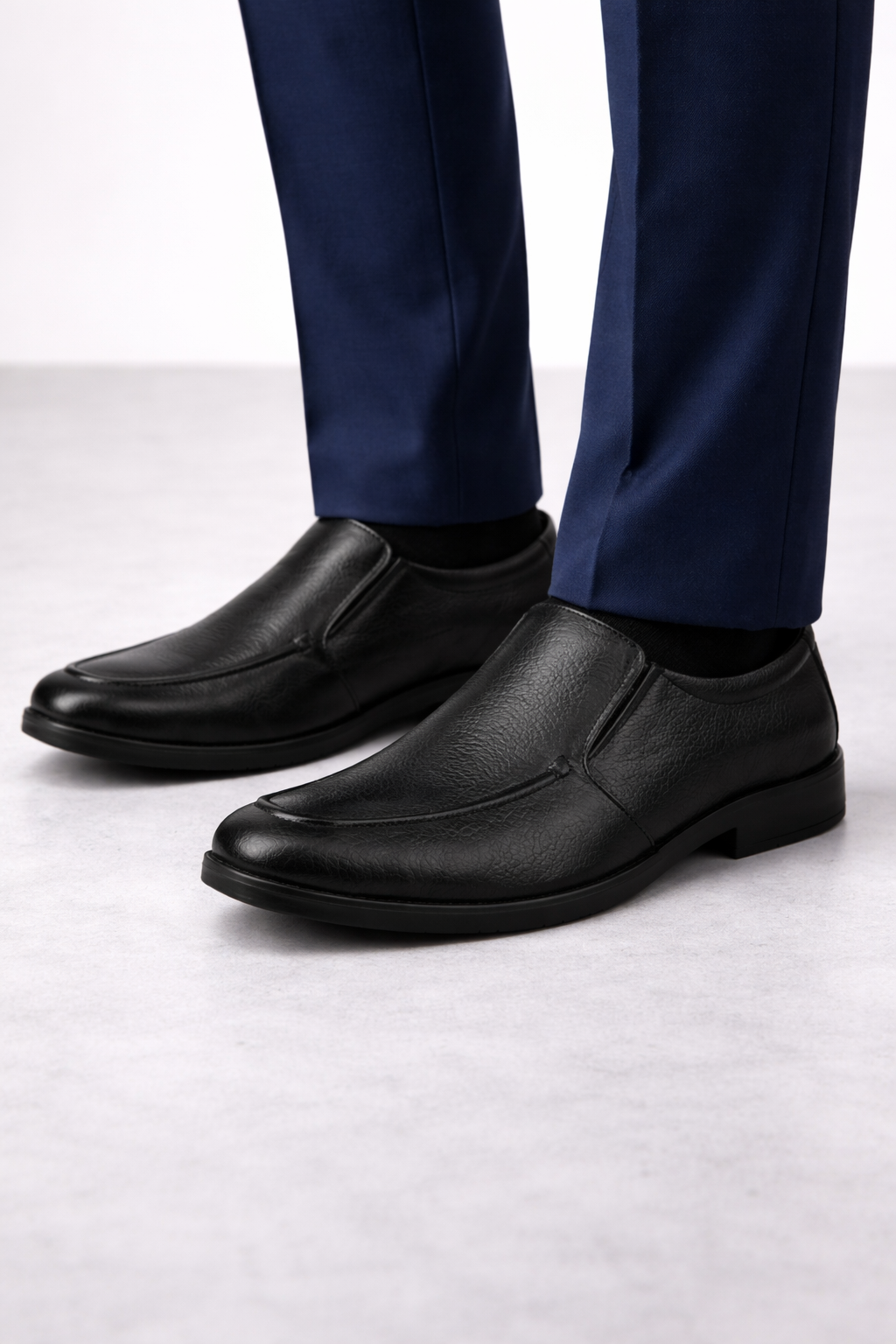MC03 - Men’s Premium Black Leather Slip-On Moccasin Shoes