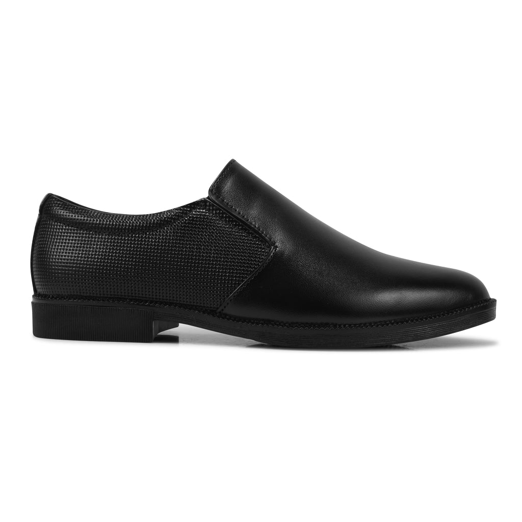 Pentagun Moccasin Men's Slip-On Dress Shoes, Black Leather with Textured Detail | Genuine Leather | MC02